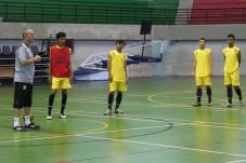 Vic Hermans Nilai Timnas...