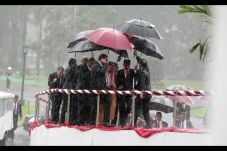 Jokowi pun Ikut Sibuk...
