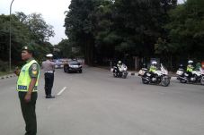 Raja Salman Tiba, Jalan...