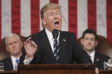 Trump Akan Cabut Irak...