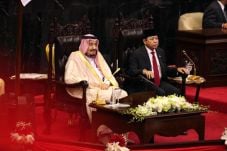 Raja Salman Serukan...