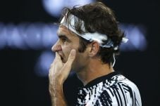 Roger Federer Disingkirkan...