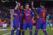 Hujan Gol di Camp Nou,...