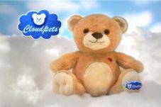 Lewat Boneka, Hacker...