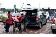 Buntut Mogok Dokter-Perawat,...