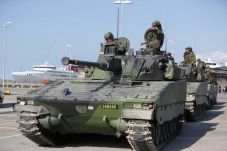 Takut Agresi Rusia,...