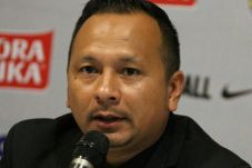 Djadjang Kritik Wasit,...