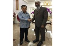 Zakir Naik: Metode Ceramah...