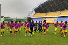 Pelatih SFC Benahi Fisik...