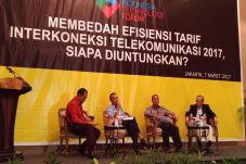 Pengamat Minta Tarif...