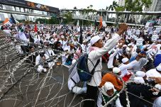 Ada Sidang Penistaan...