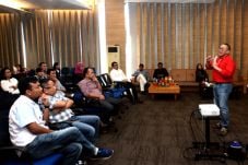 CEO Indosat Ooredoo...
