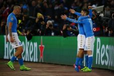 Babak I: Napoli Curi...