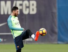 Pejabat Klub: Barcelona...