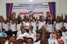 Lantik Kader di Biak,...