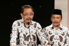 Gugatan Imam-Fadli Dikawal...