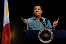 Duterte Bentuk Lembaga...