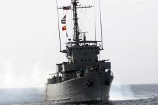 Perangi Abu Sayyaf,...