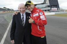 Ramalan John Surtees...