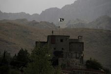 Pakistan Klaim Dihujani...