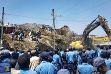 Horor, Longsor Sampah...