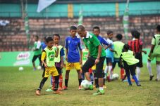 Cari Pemain Bakat, Kurniawan...