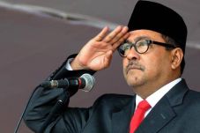 Disebut Terima Rp700...