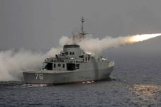 Iran Kirim Kapal Perusak...