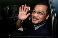 Gamawan Fauzi Siap Dikutuk...