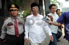 KH Wasiat Hasyim Muzadi...