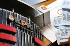 Reveals Name of Recipient...
