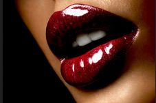 5 Warna Lipstik yang...