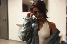 Waduh, Selena Gomes...