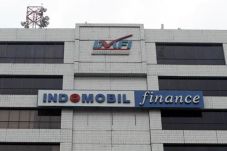 Indomobil Finance Raih...