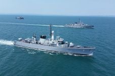 NATO Kerahkan Empat...