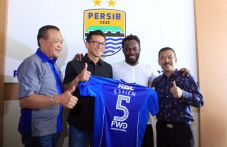Persib Plus Michael...
