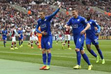 Dituding Minta Leicester...