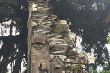 Gempa Denpasar Merusak...
