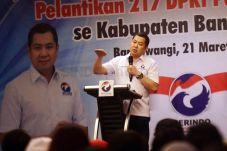 HT Menilai Masyarakat...