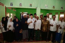 HT: Kesenjangan Sosial...
