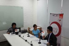 Lewat Radio, Bea Cukai...