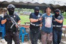 Milisi Malaysia Terkait...