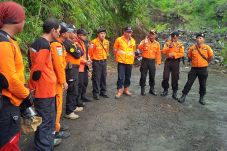 Tim SAR Temukan Posisi...