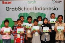 GrabSchool Tanamkan...