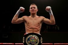 Lupakan Crolla, Flanagan...