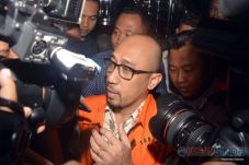 Hak Politik Taufan Dicabut...