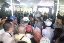 Bawa Sangkur, Pendukung...