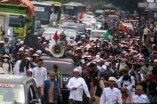 Santri Ciamis Ikut Aksi...