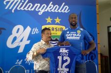 Carlton Cole Janjikan...