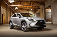 Lexus NX Crossover Akan...